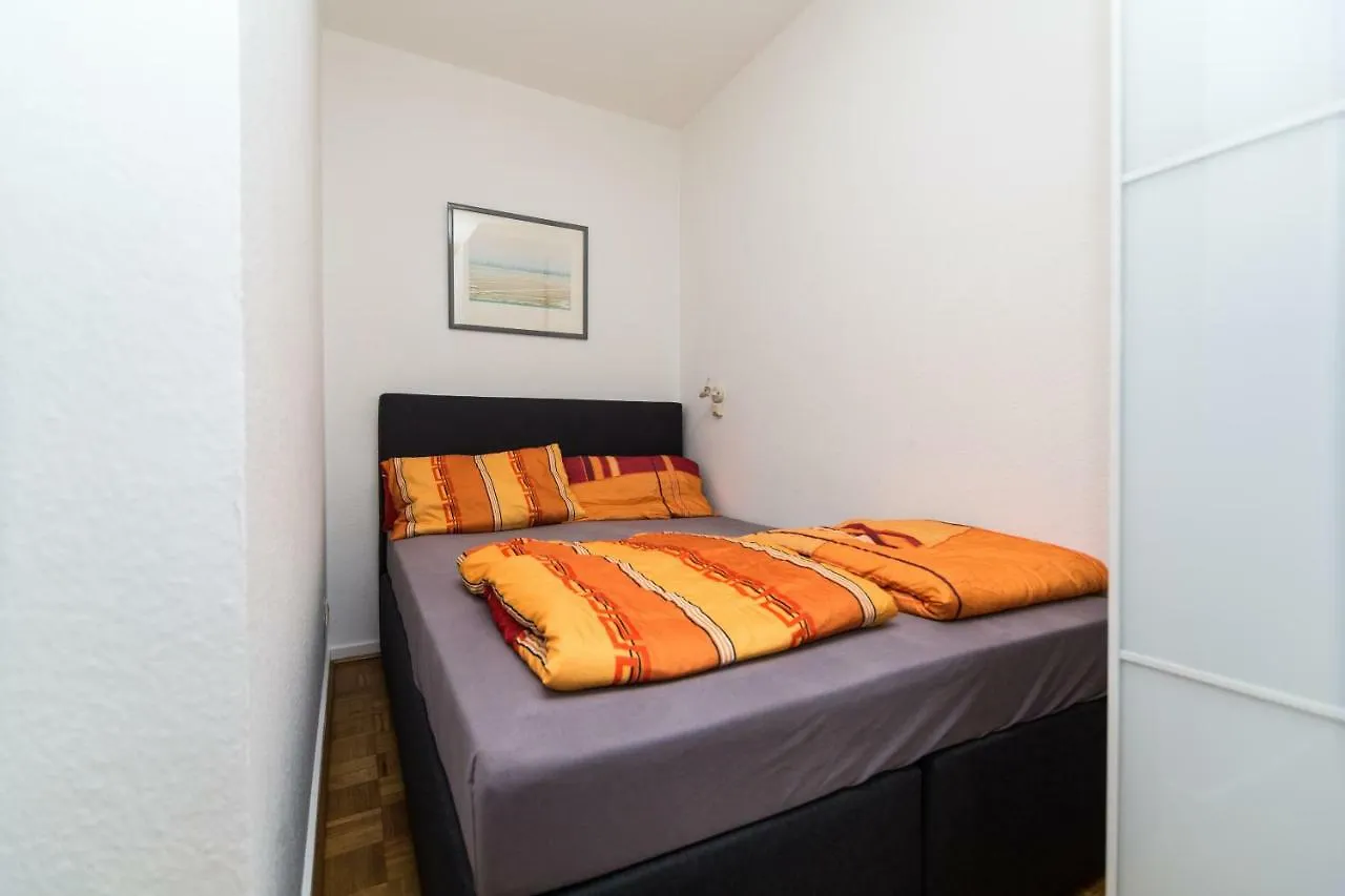 Apartment Altstadt Duesseldorf 1