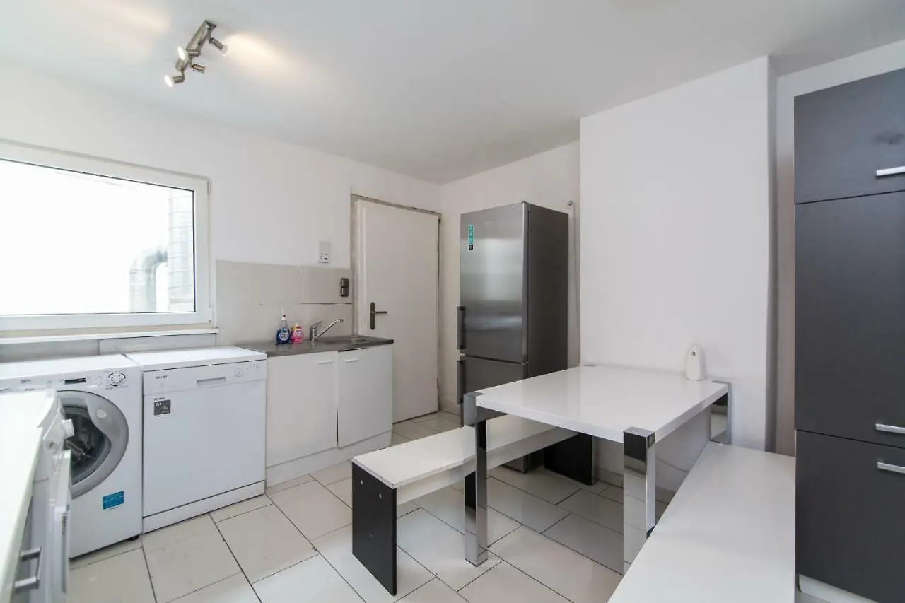 Apartamento Altstadt Duesseldorf 1